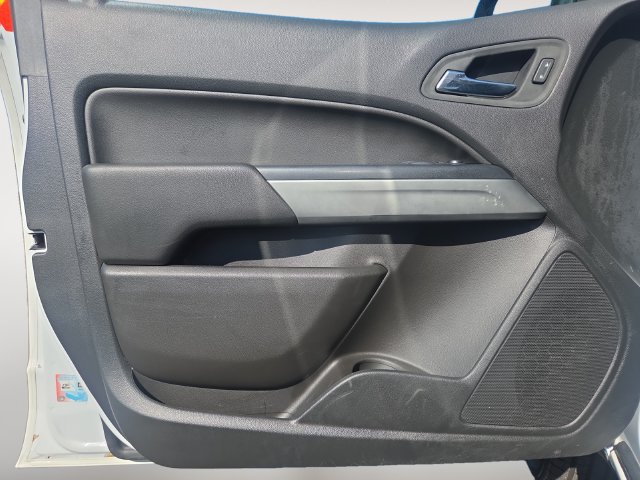 Used 2022 Chevrolet Colorado LT w/ Fleet Safety Package RWD image 16