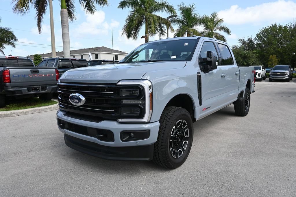 Used 2026 Ford F350 Platinum AWD/4WD image 5