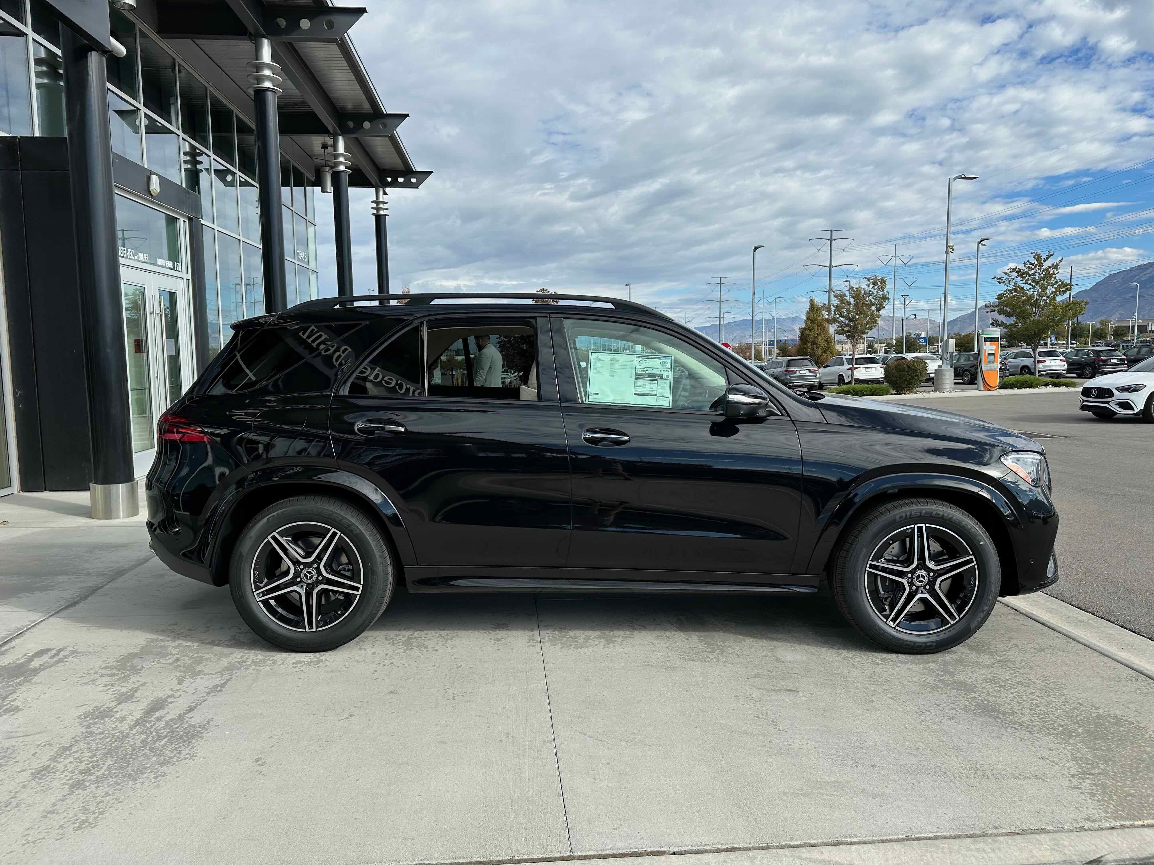 New 2026 Mercedes-Benz GLE 450 4MATIC image 4