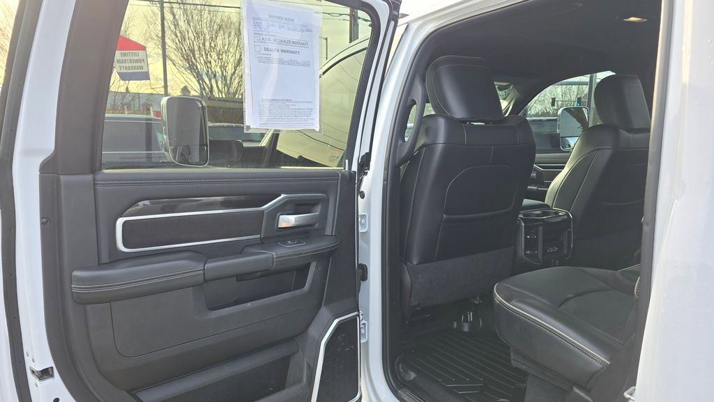 Used 2020 RAM 3500 Laramie image 59