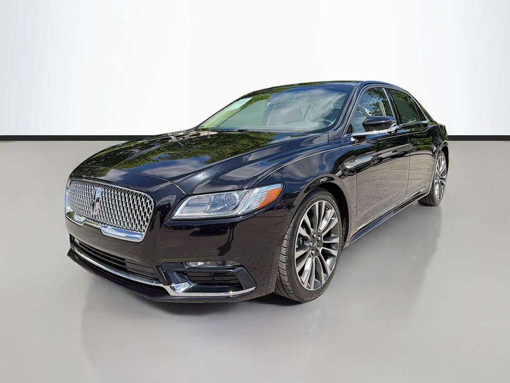 Used 2020 Lincoln Continental w/ Premium Package image 4