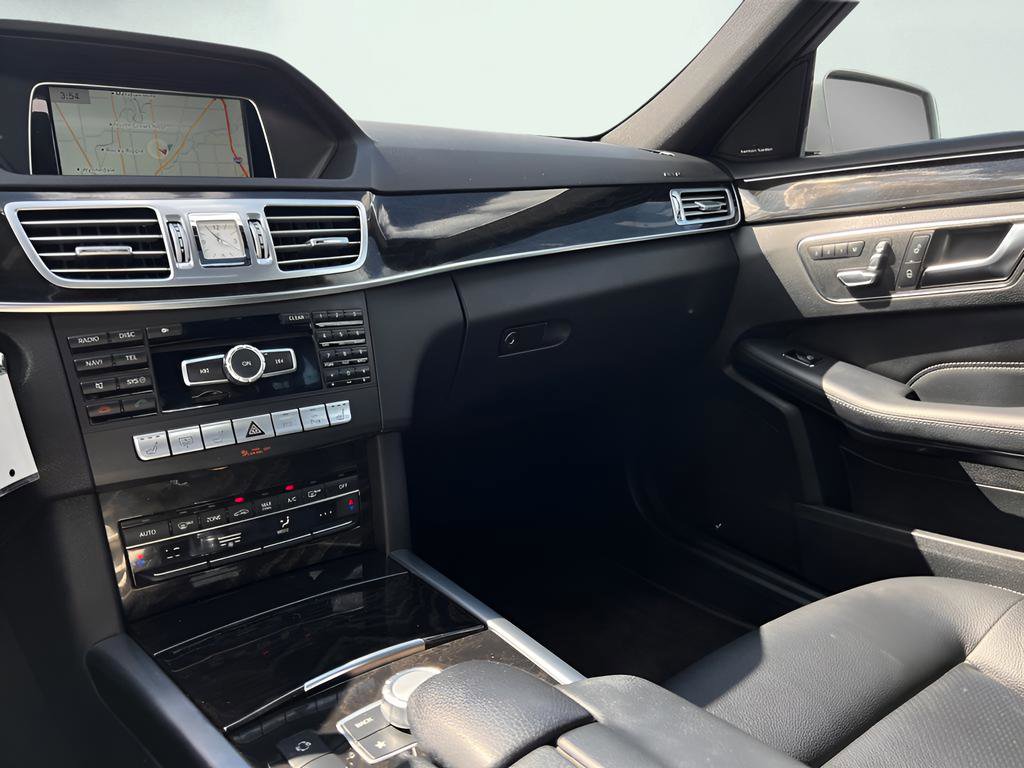 Used 2014 Mercedes-Benz E 350 4MATIC Sedan image 30