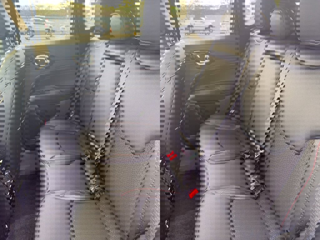 New 2026 Jeep Compass Trailhawk w/ Sun, Sound & Navigation Group image 19