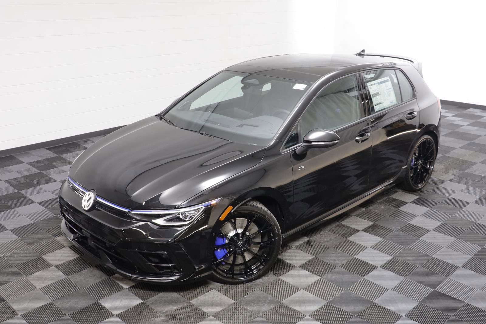 New 2026 Volkswagen Golf image 2