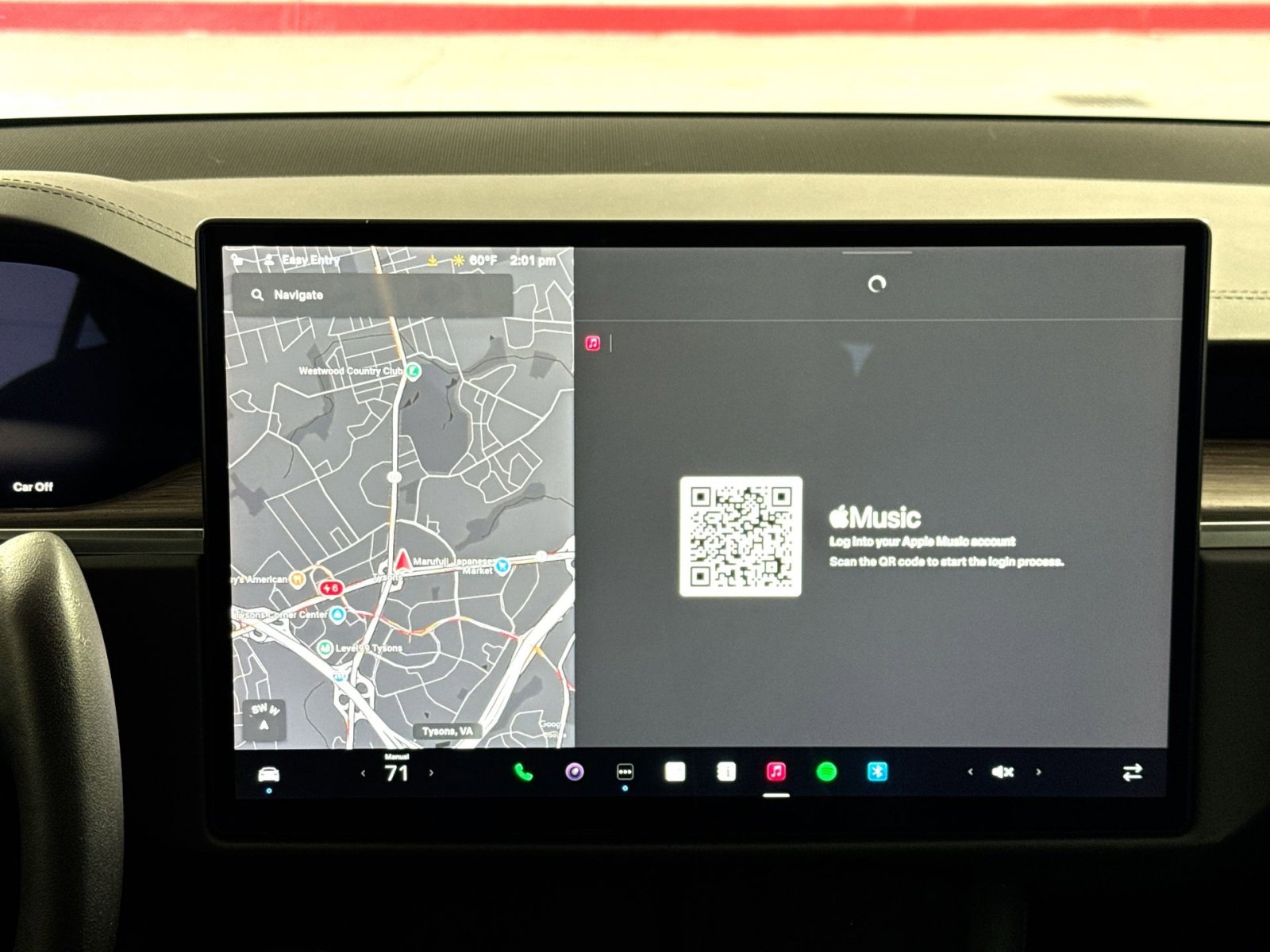 Used 2021 Tesla Model S Plaid image 18