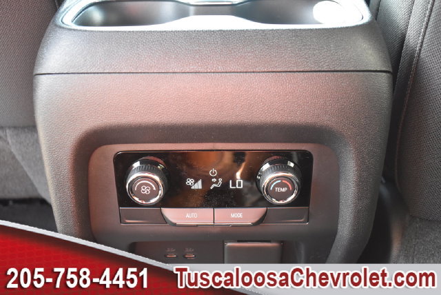 New 2027 Chevrolet Traverse LT w/ Driver Confidence Package FWD image 21