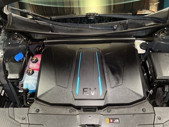 Used 2024 Hyundai Ioniq 5 SEL RWD image 18