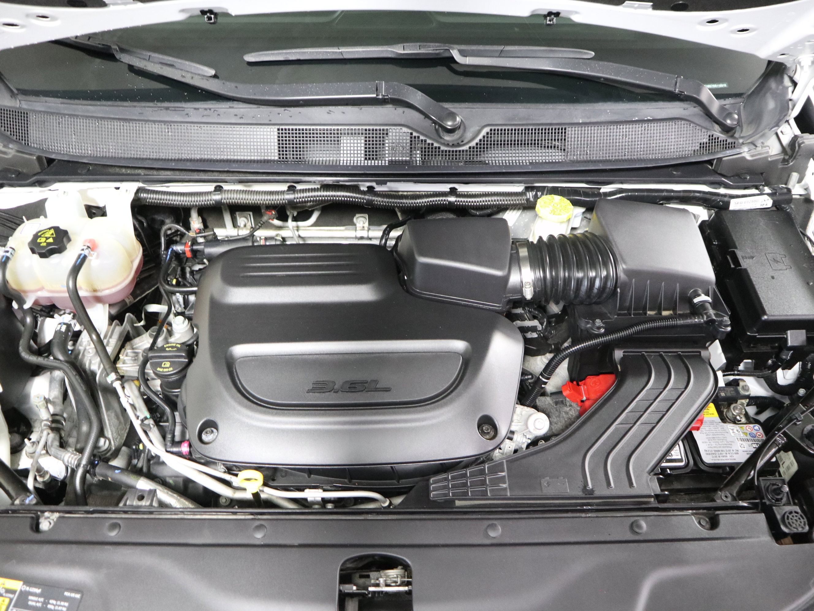 Used 2024 Chrysler Pacifica Touring-L FWD image 13