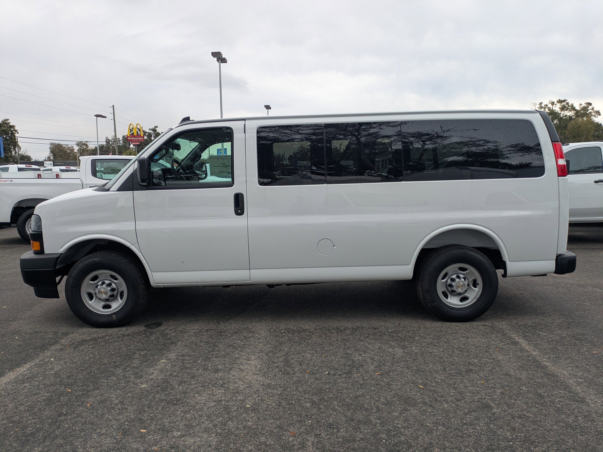 New 2025 Chevrolet Express 3500 LS RWD image 5