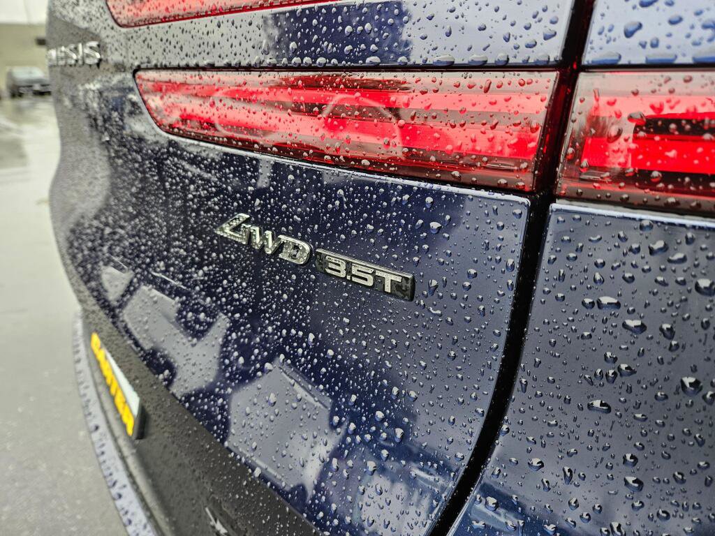 Used 2025 Genesis GV70 3.5T Sport w/ Sport Advanced Package image 16