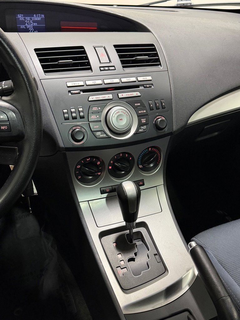 Used 2010 MAZDA MAZDA3 s Sport FWD image 13