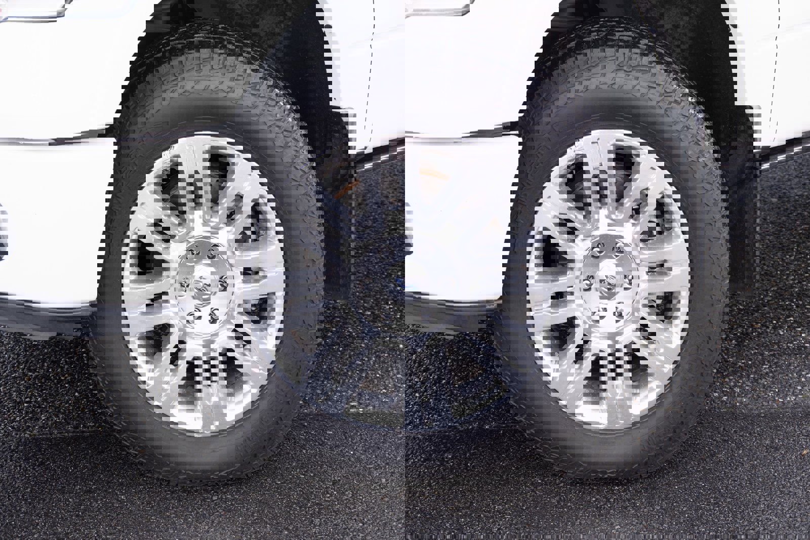 Used 2013 Ford F150 Limited image 24