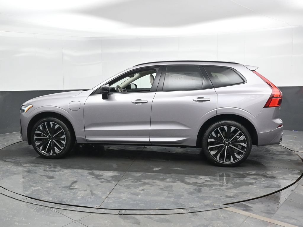 New 2026 Volvo XC60 T8 Ultra w/ Protection Package Premier AWD/4WD image 7