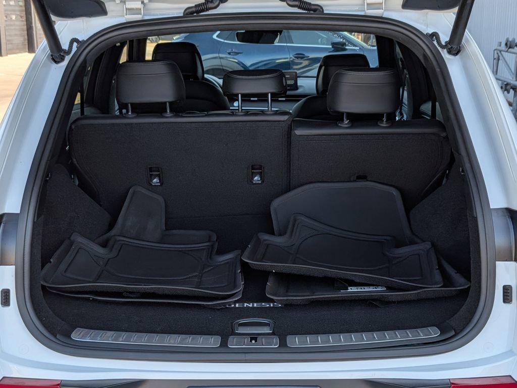 Used 2025 Genesis GV70 3.5T Sport w/ Sport Advanced Package image 30