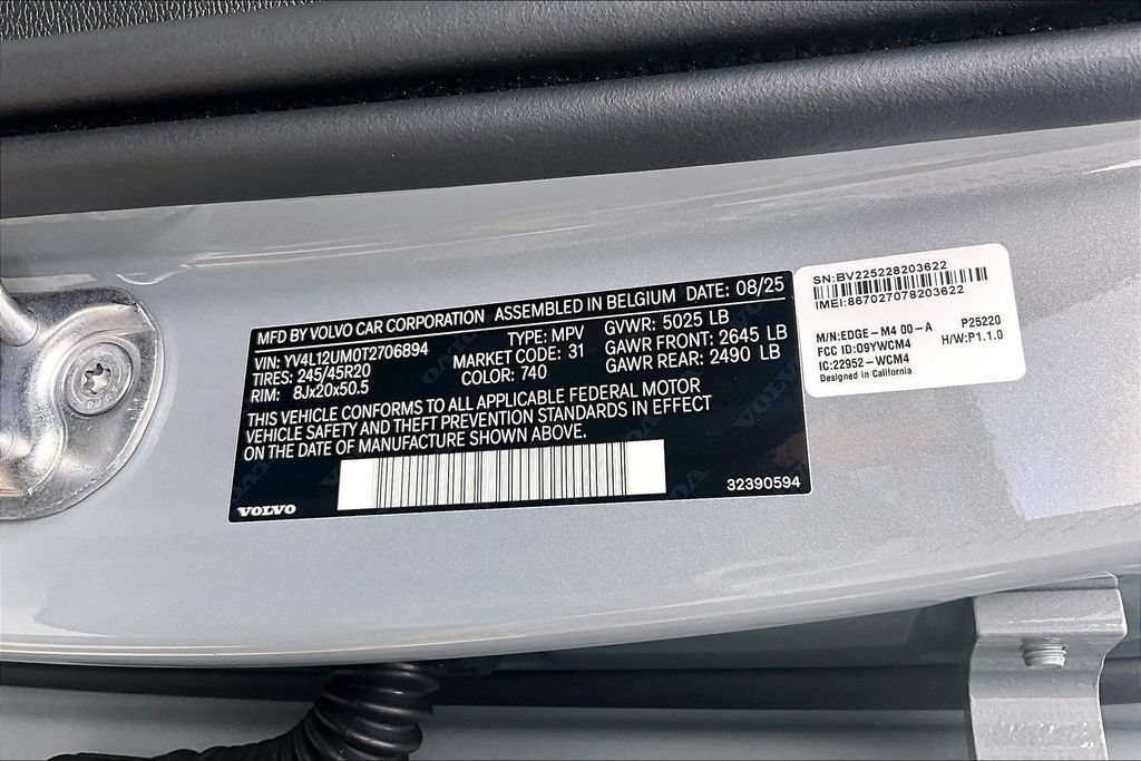 Certified 2026 Volvo XC40 B5 Ultra AWD/4WD image 45