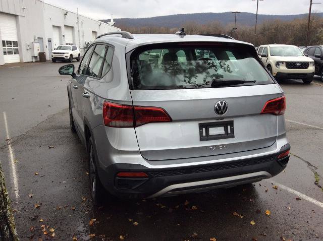 Used 2024 Volkswagen Taos S image 9