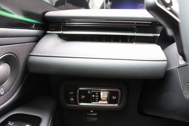 New 2026 Lincoln Nautilus Premier w/ Equipment Group 102A AWD/4WD image 40