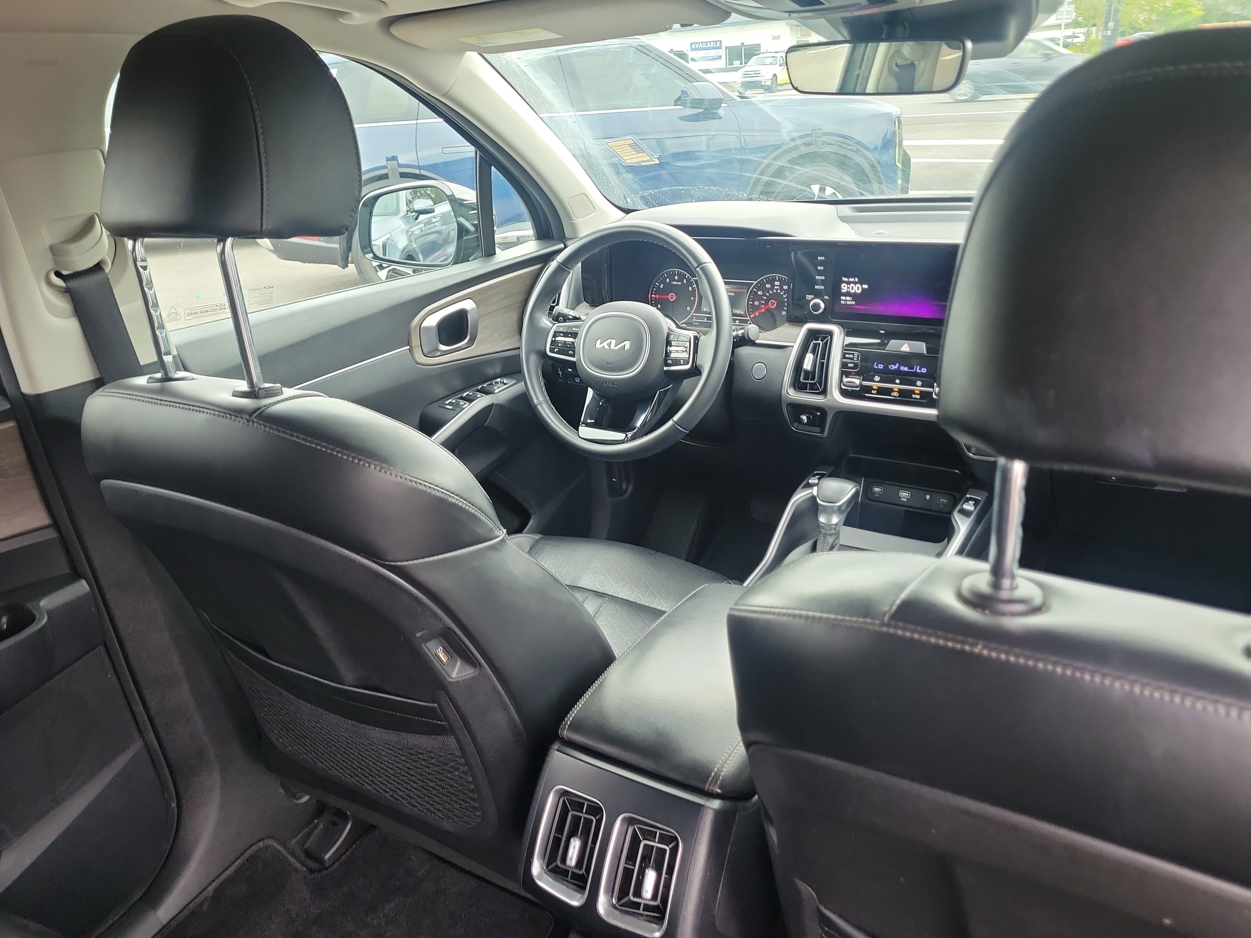 Certified 2023 Kia Sorento X-Line EX AWD/4WD image 13