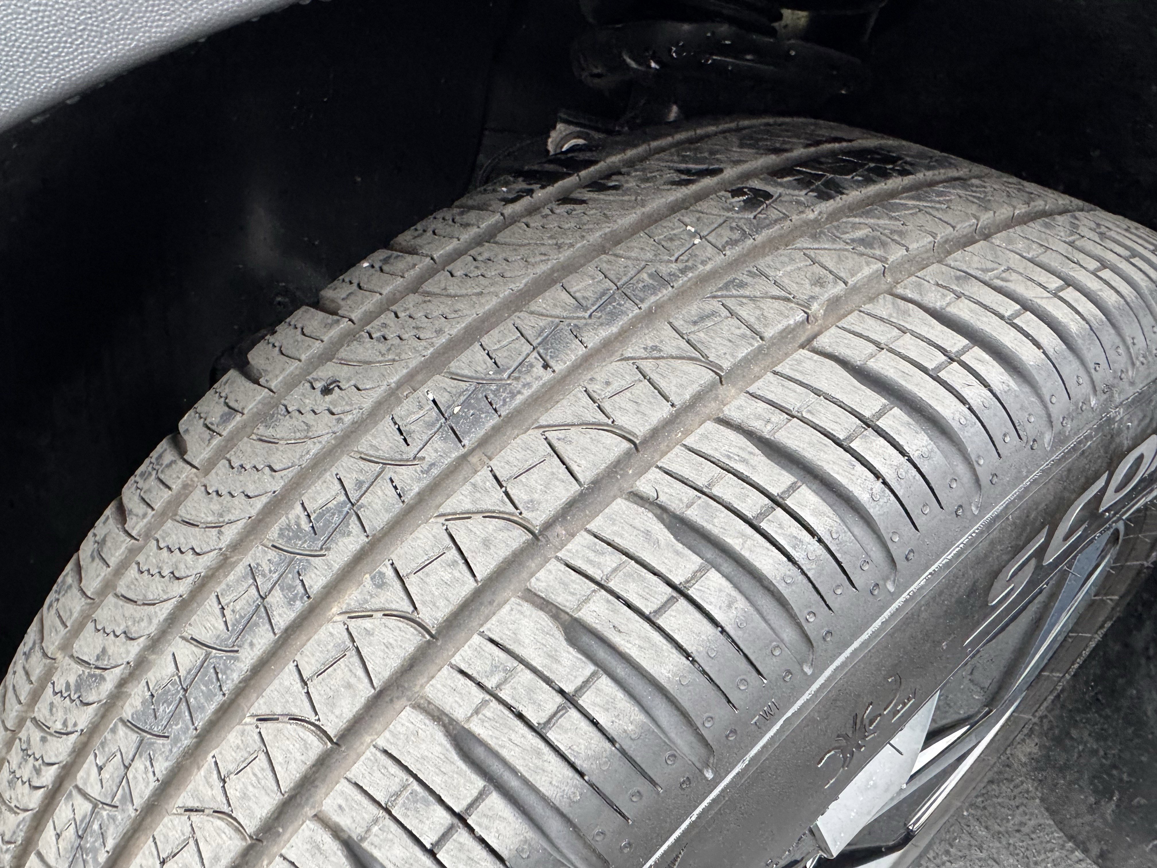 Used 2025 Volkswagen ID.4 Pro image 13