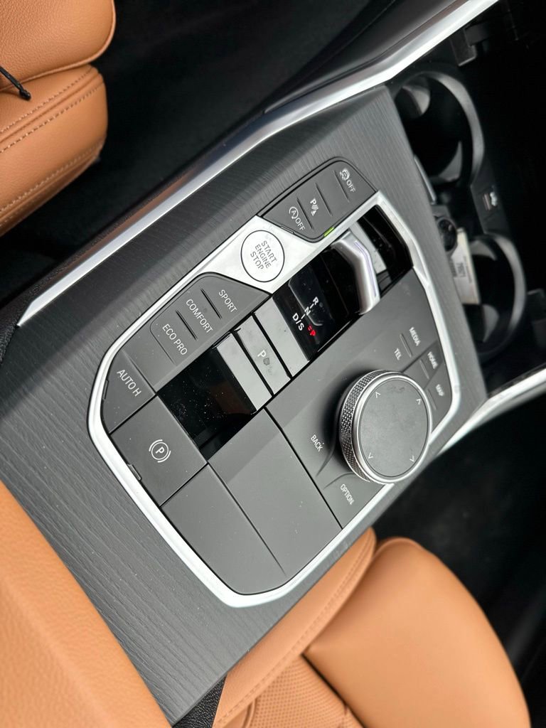 New 2026 BMW 330i xDrive Sedan AWD/4WD image 32
