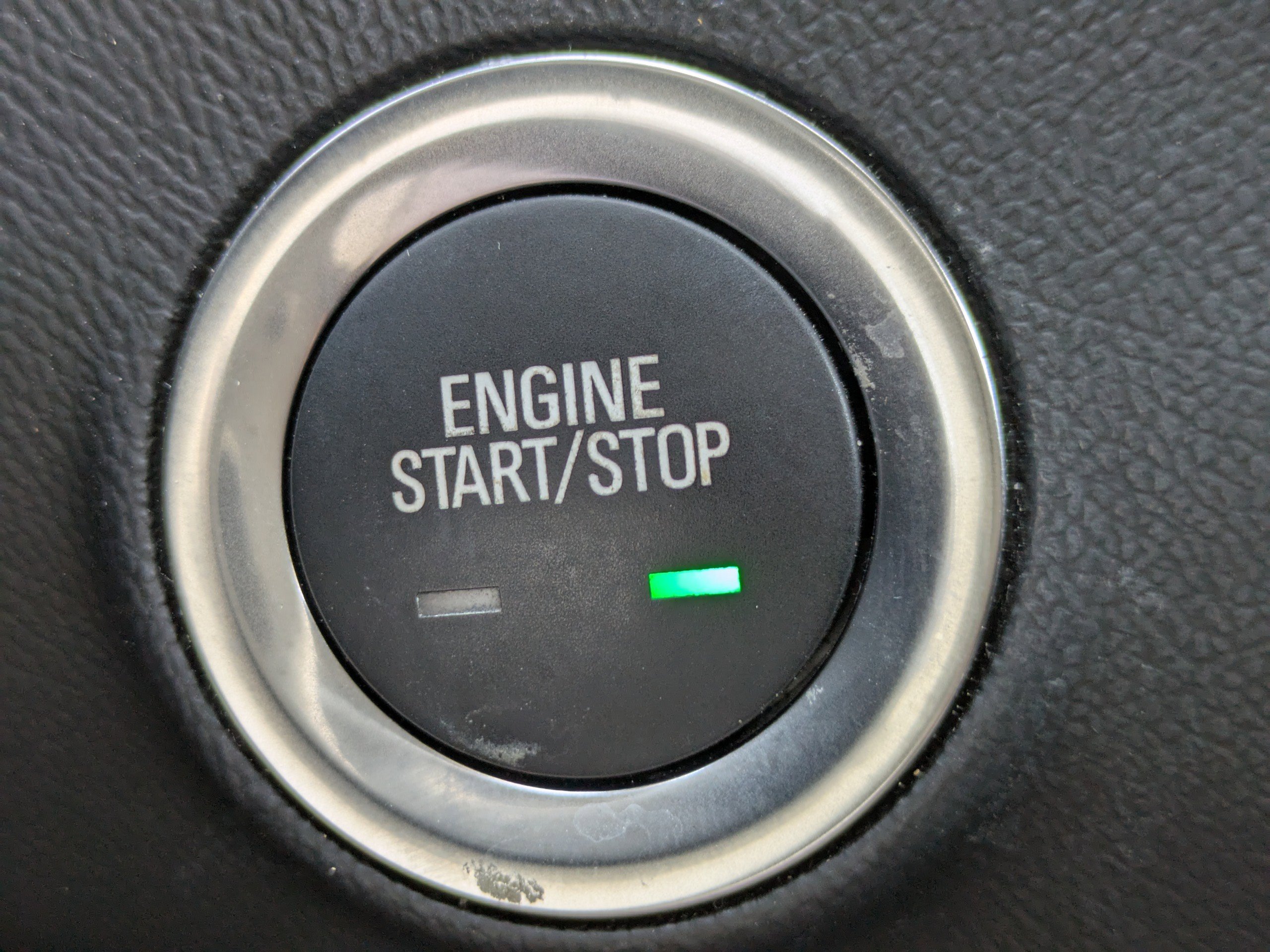 Used 2024 GMC Terrain SLE w/ Driver Convenience Package FWD image 24