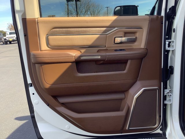 Used 2019 RAM 3500 Limited image 27