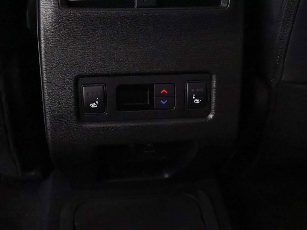 New 2025 Mitsubishi Outlander SEL image 51