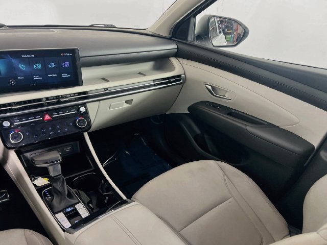 Used 2025 Hyundai Tucson SEL FWD image 19