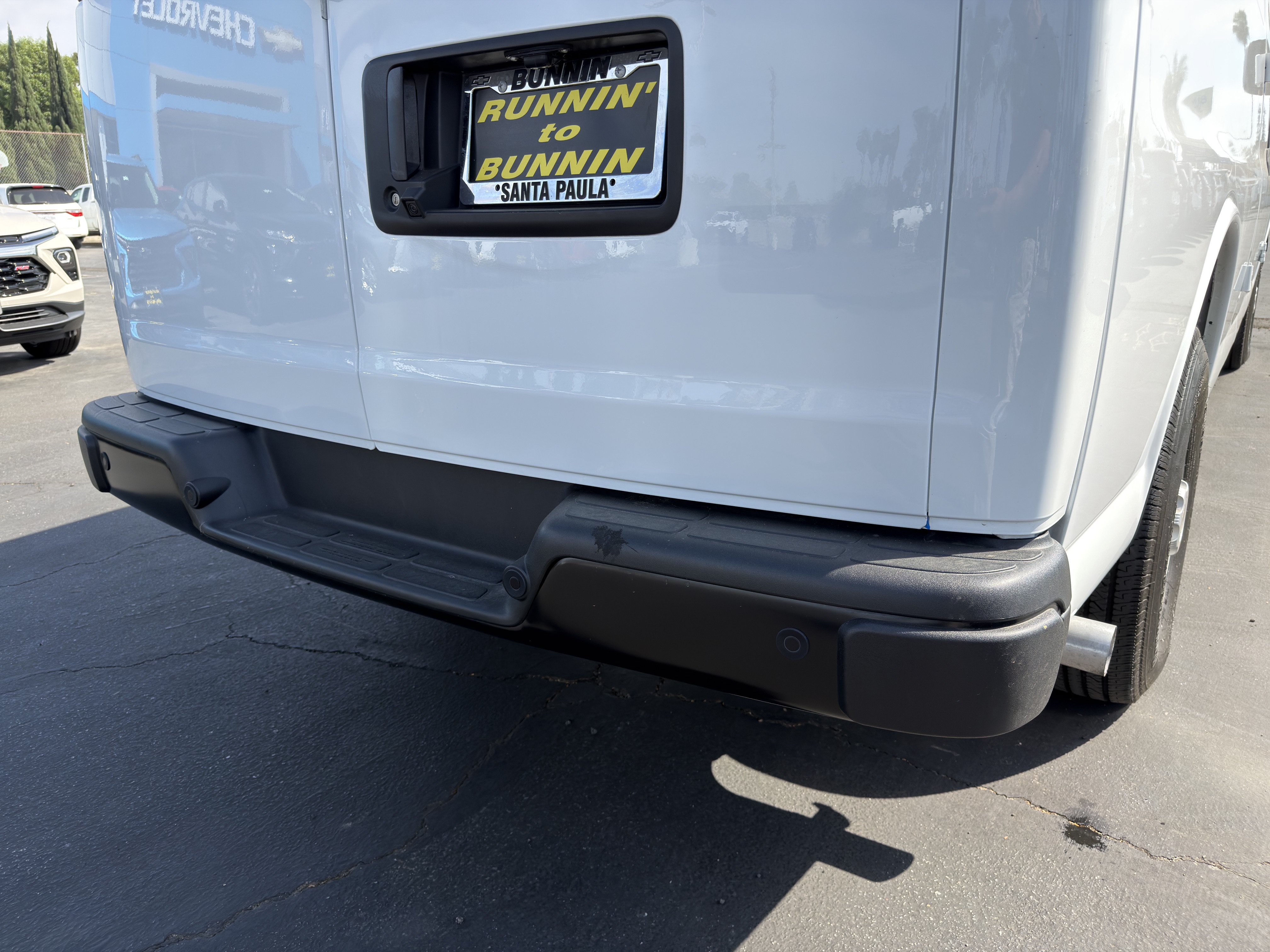 New 2023 Chevrolet Express 3500 Extended w/ Driver Convenience Package RWD image 44