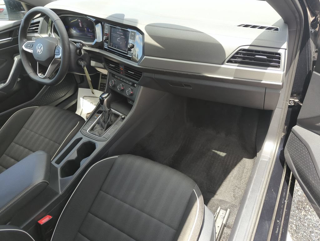 Used 2024 Volkswagen Jetta Sport FWD image 21