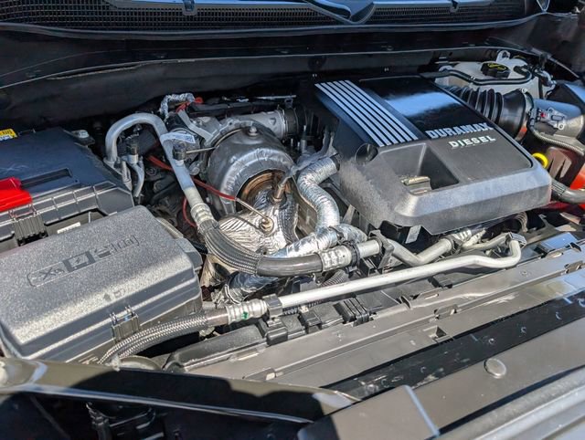 Used 2025 Chevrolet Silverado 1500 ZR2 image 24