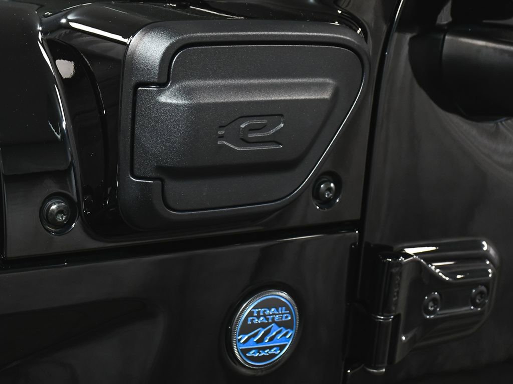 Used 2023 Jeep Wrangler Unlimited Rubicon 4xe w/ Cold Weather Group AWD/4WD image 80