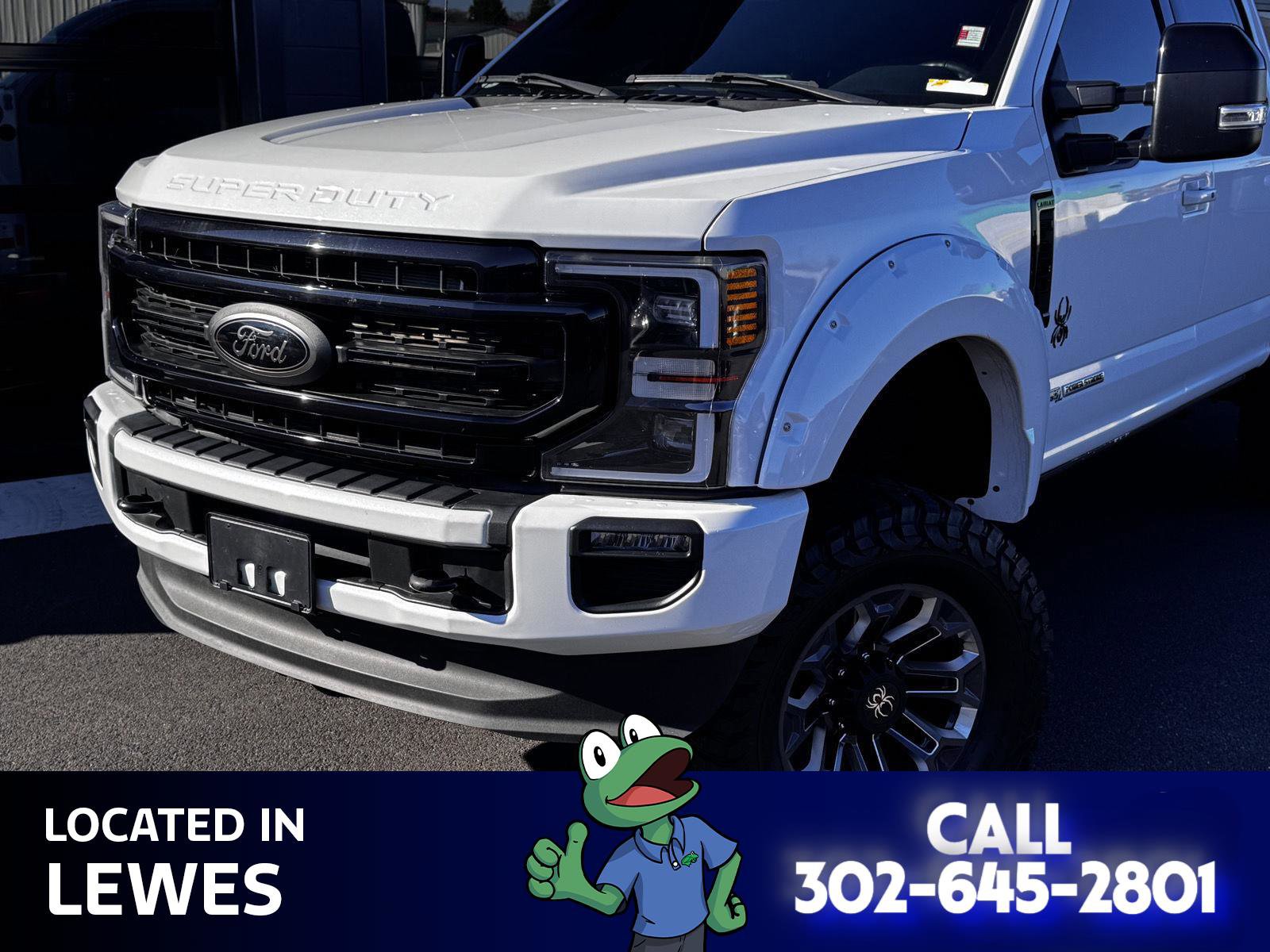 Used 2022 Ford F250 Lariat w/ Black Appearance Package image 2