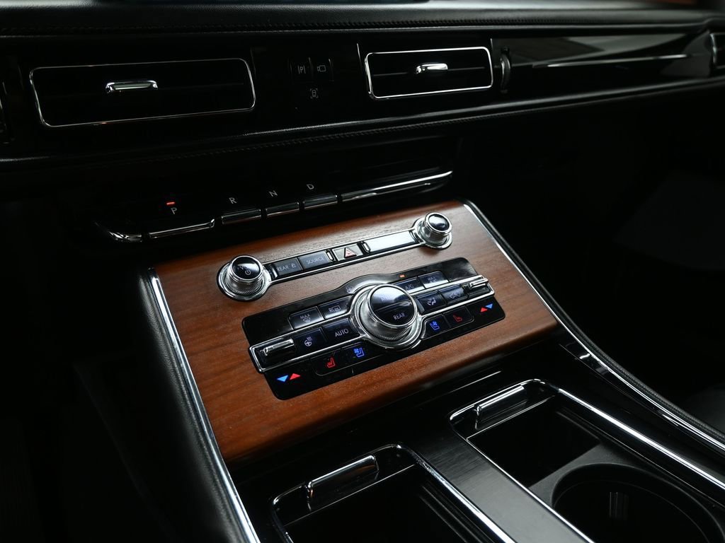 Used 2021 Lincoln Aviator Reserve w/ Equipment Group 201A image 18