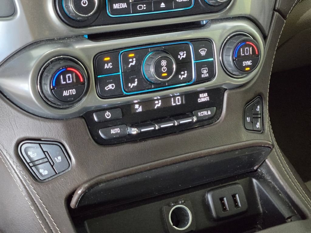 Certified 2018 Chevrolet Suburban Premier AWD/4WD image 30