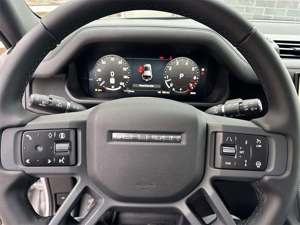 New 2026 Land Rover Defender 110 X-Dynamic SE image 26