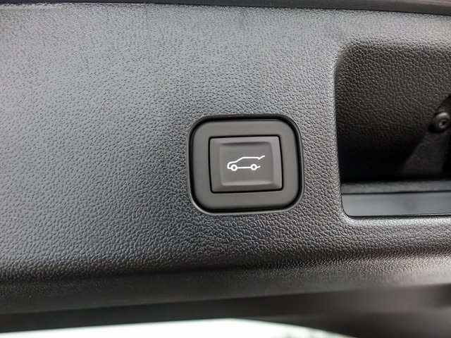 New 2026 Chevrolet Equinox EV LT image 9