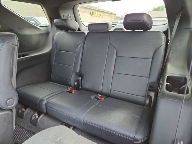Used 2026 Chevrolet Traverse High Country w/ LPO, Floor Liner Package AWD/4WD image 35