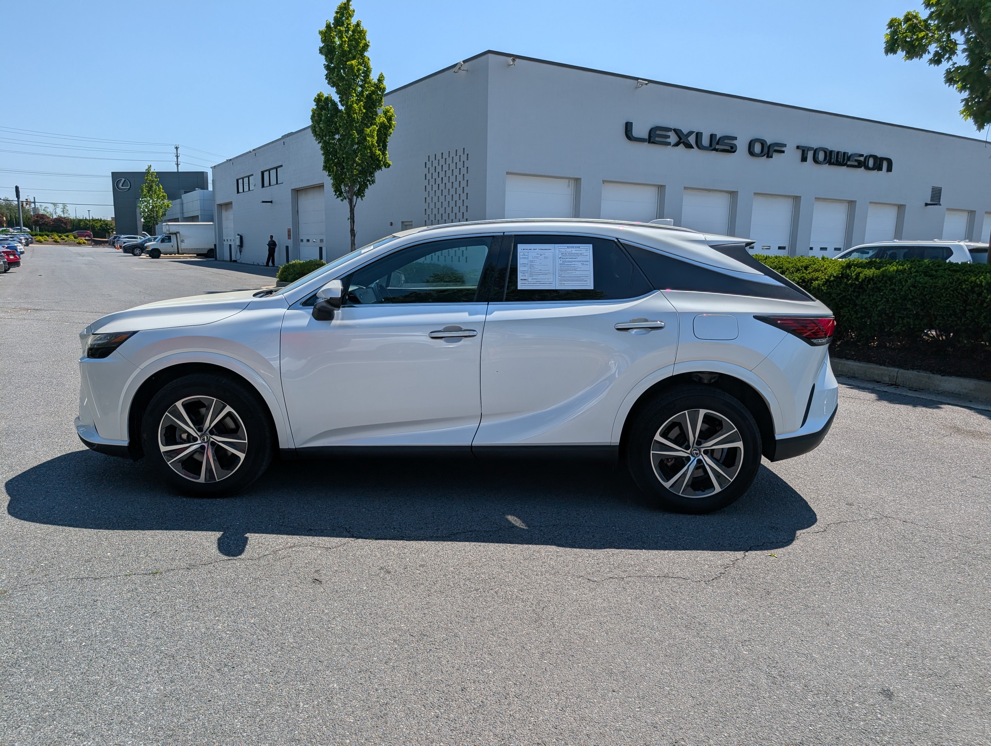 Used 2023 Lexus RX 350 Premium w/ Accessory Package (Z1) AWD/4WD image 6