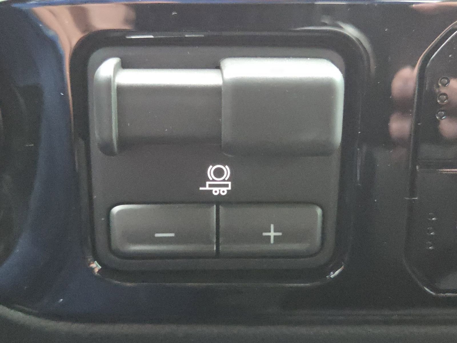 New 2026 GMC Sierra 1500 Elevation w/ X31 Off-Road Package image 11