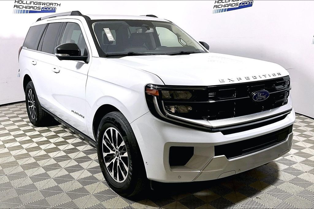 Certified 2025 Ford Expedition Platinum AWD/4WD image 3
