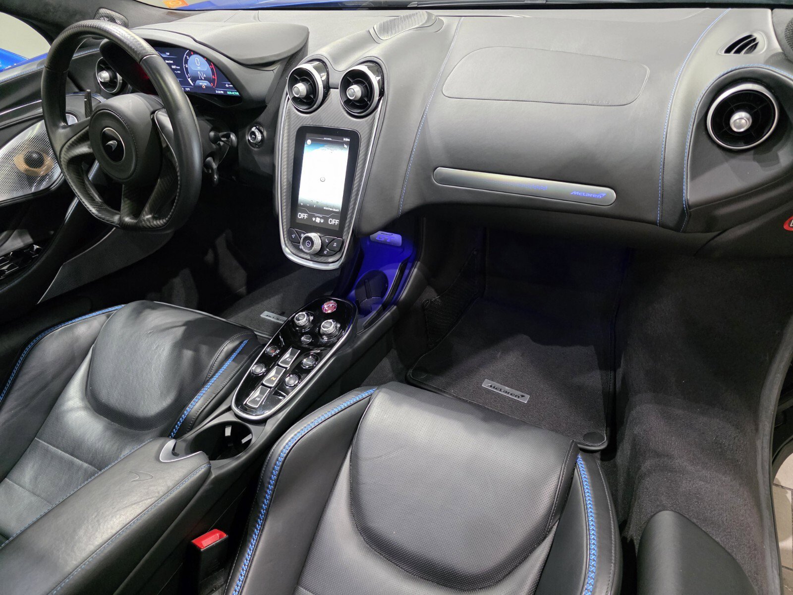 Used 2023 McLaren GT image 19