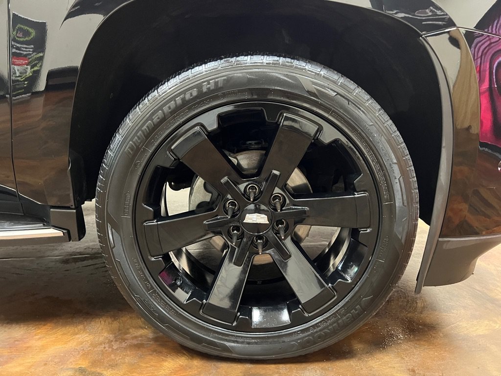 Used 2018 Cadillac Escalade Luxury RWD image 12