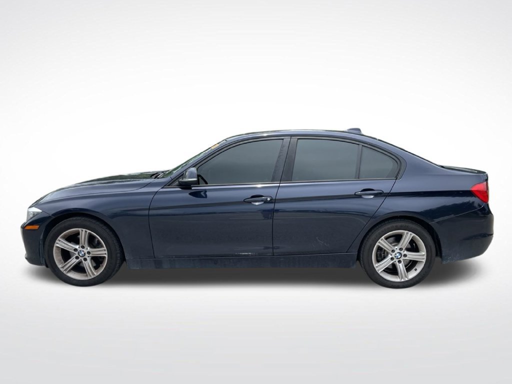 Used 2013 BMW 328i xDrive Sedan AWD/4WD image 8