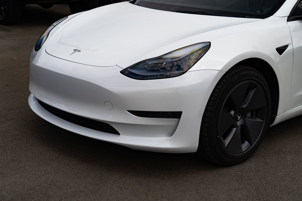 Used 2023 Tesla Model 3 Standard Range image 5