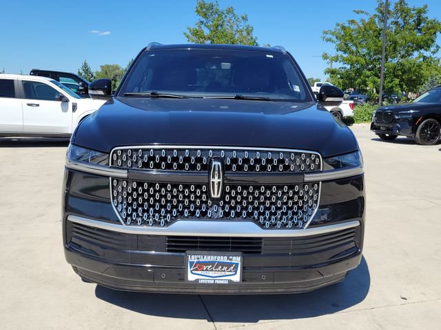 Certified 2025 Lincoln Navigator Reserve AWD/4WD image 5