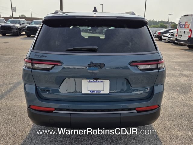 New 2026 Jeep Grand Cherokee L Limited w/ Limited Altitude Package AWD/4WD image 11