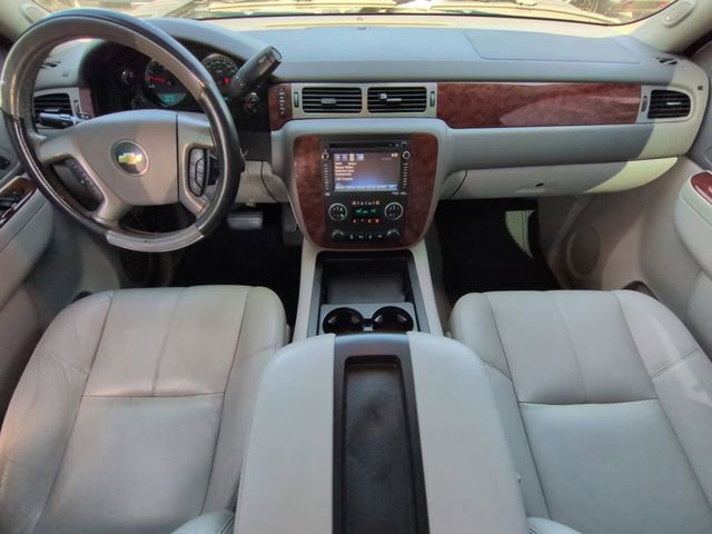 Used 2013 Chevrolet Silverado 2500 LTZ w/ LTZ Plus Package AWD/4WD image 18