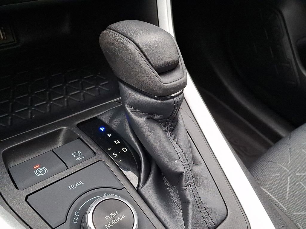 Used 2023 Toyota RAV4 XLE image 12