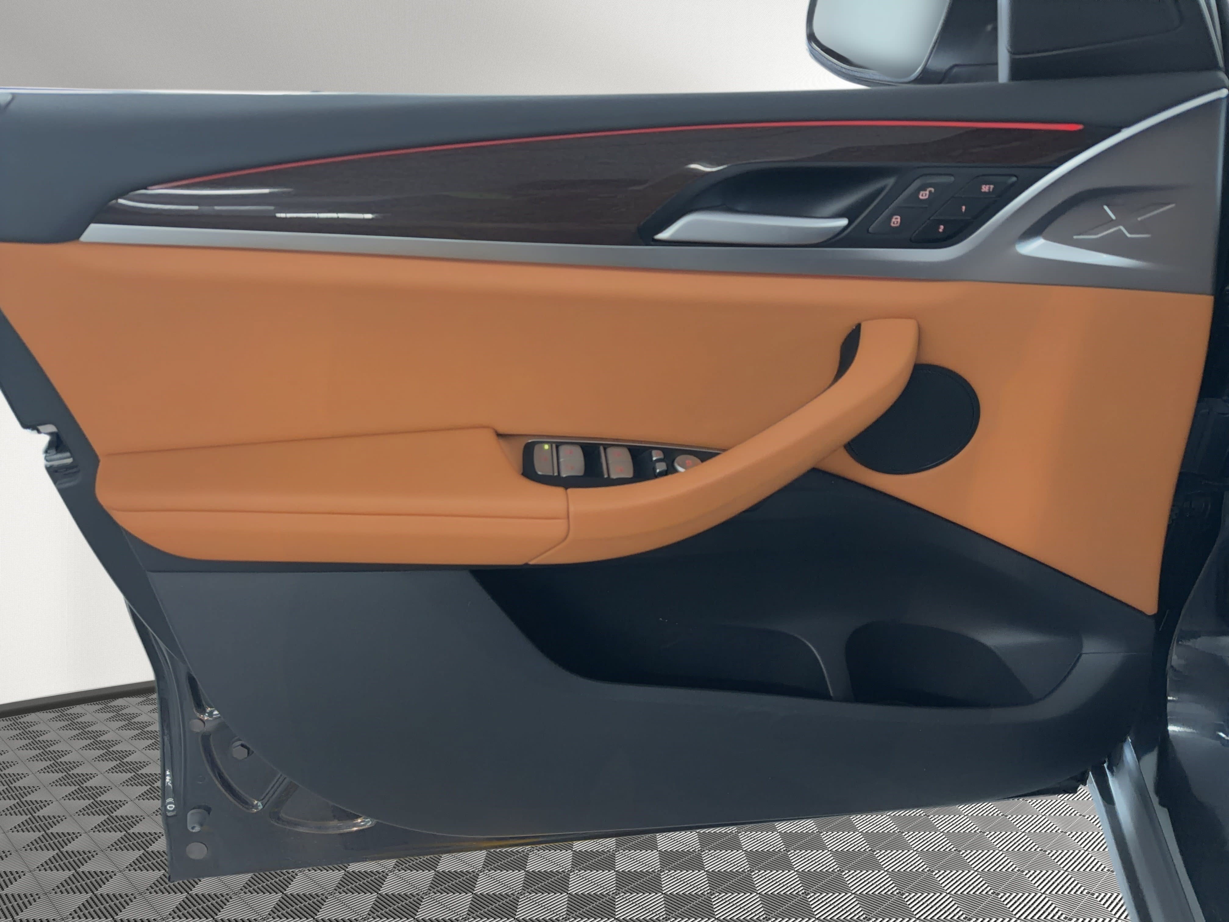 Used 2023 BMW X3 sDrive30i w/ Premium Package image 14